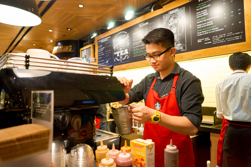 Starbucks Deep Brew platform enhancing AI-powered customer experience